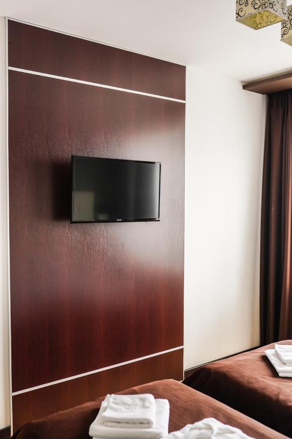 Verhovel Hotel Верховина Экстерьер фото