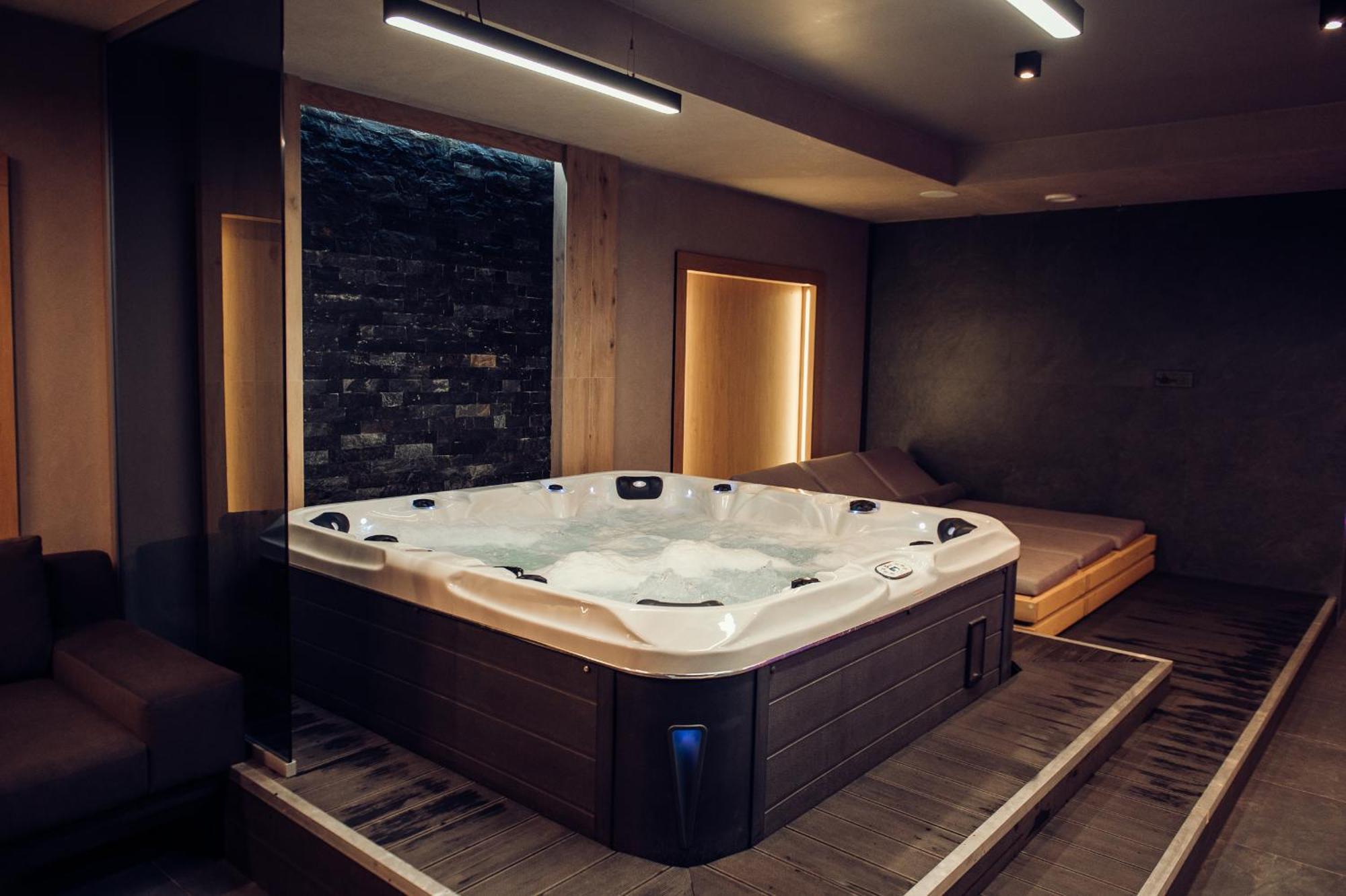 Verhovel Hotel Верховина Экстерьер фото