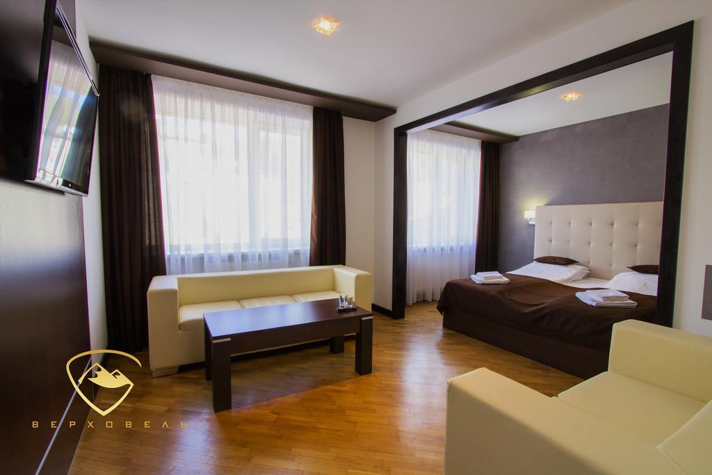 Verhovel Hotel Верховина Экстерьер фото