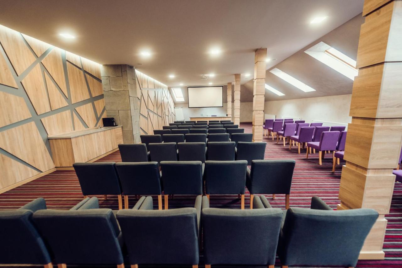 Verhovel Hotel Верховина Экстерьер фото